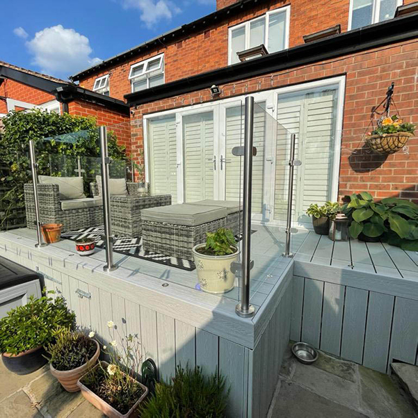 semi frameless glass railings