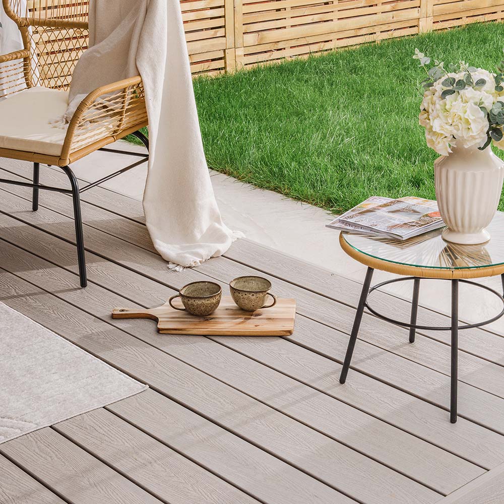 Oyster Beige Composite decking by The Outdoor Look 2