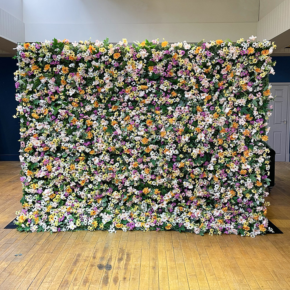 ditsy daisy flower wall 2.4m x 3m
