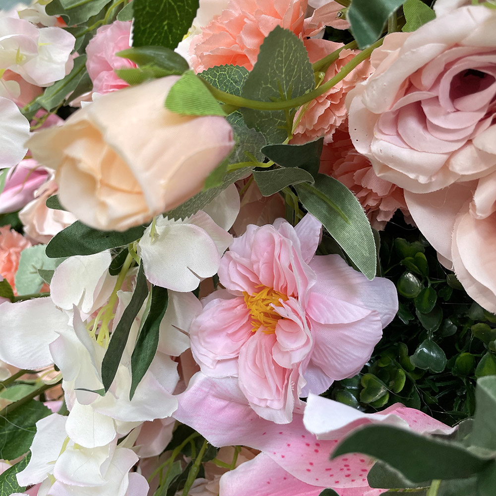 close up of the silk faux flowers on the Wild Lily flower wall