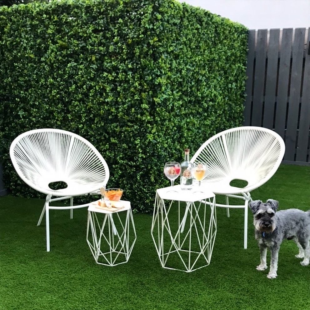 amazon foliage tiles used to add more privacy to a small garden